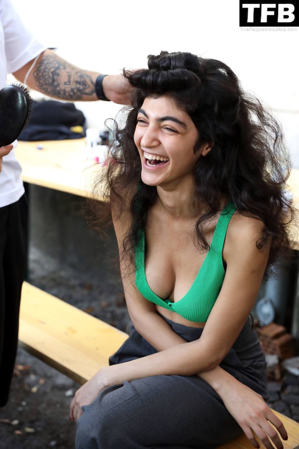 Soulin Omar Flaunts Her Sexy Tits During Mercedes Benz Fashion Week (11 Photos)