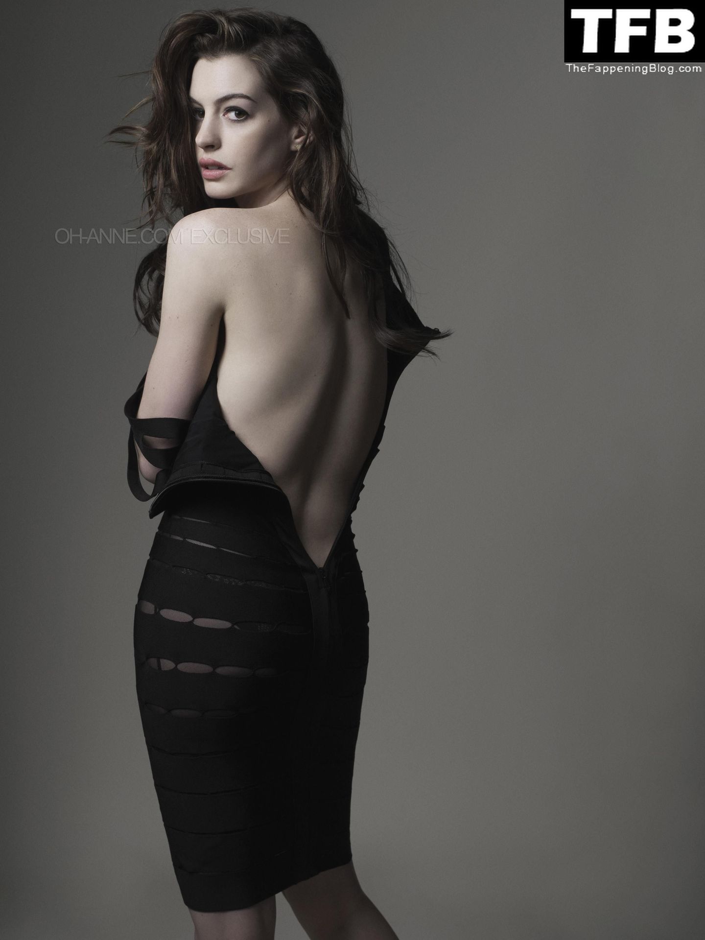 anne-hathaway-nude-sexy-pics-23-thefappeningblog.com_.jpg