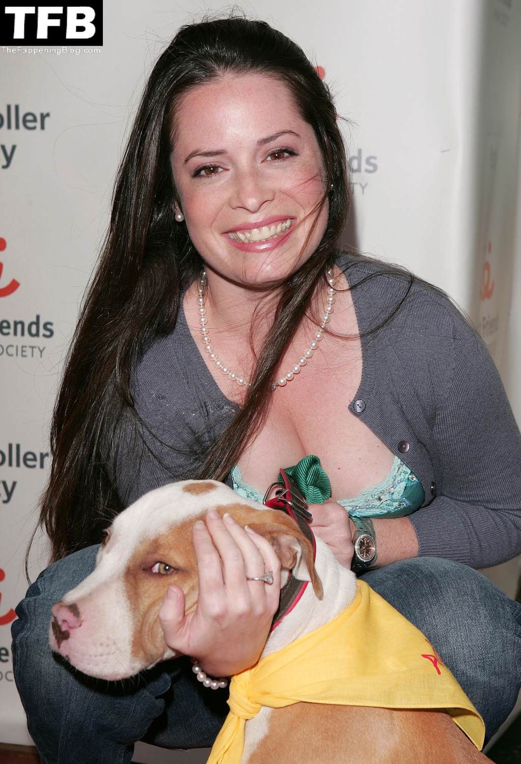 holly-marie-combs-oops-604356-thefappeningblog.com_.jpg