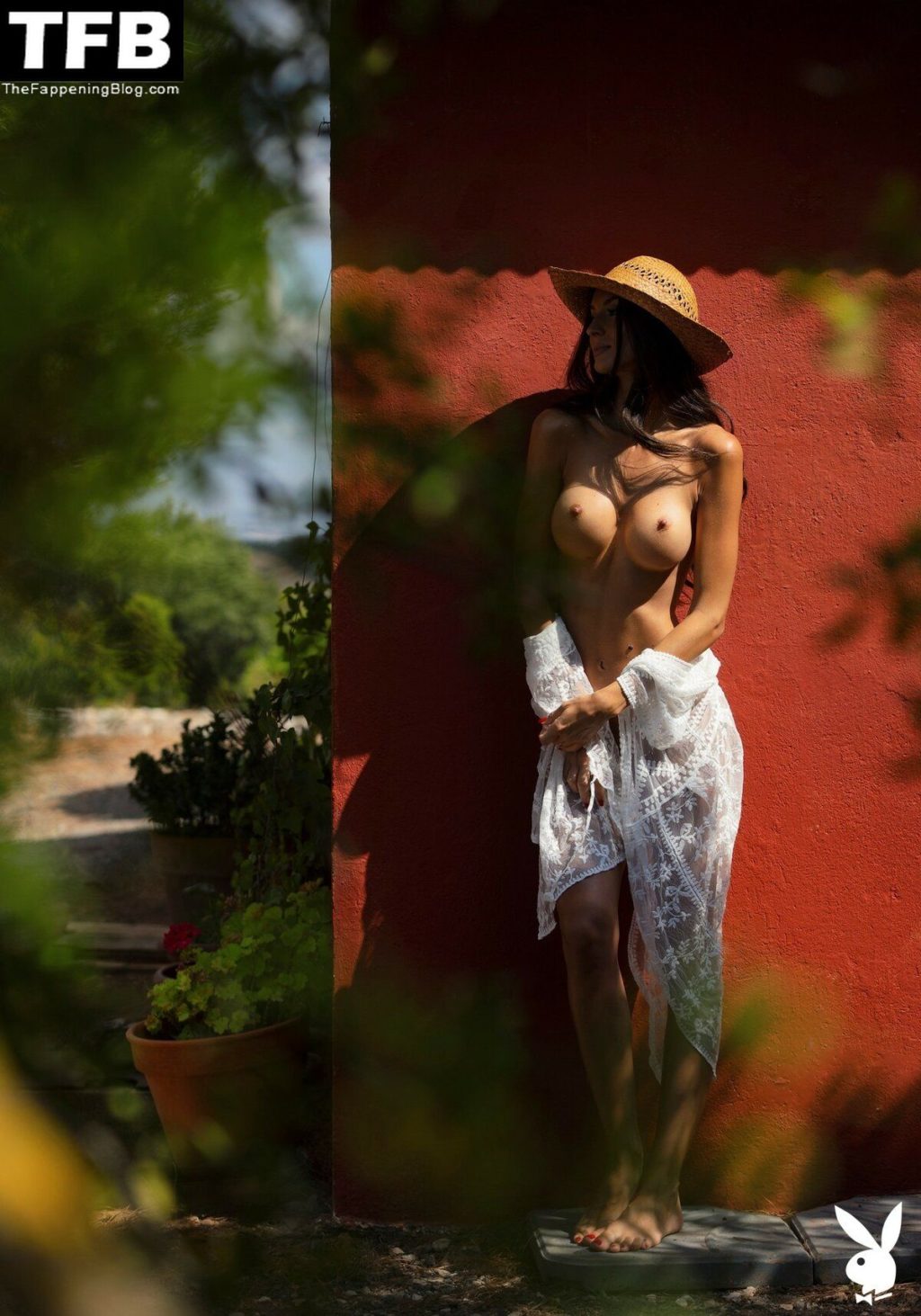 Zurine Aspiunza Nude – Playboy (17 Photos)