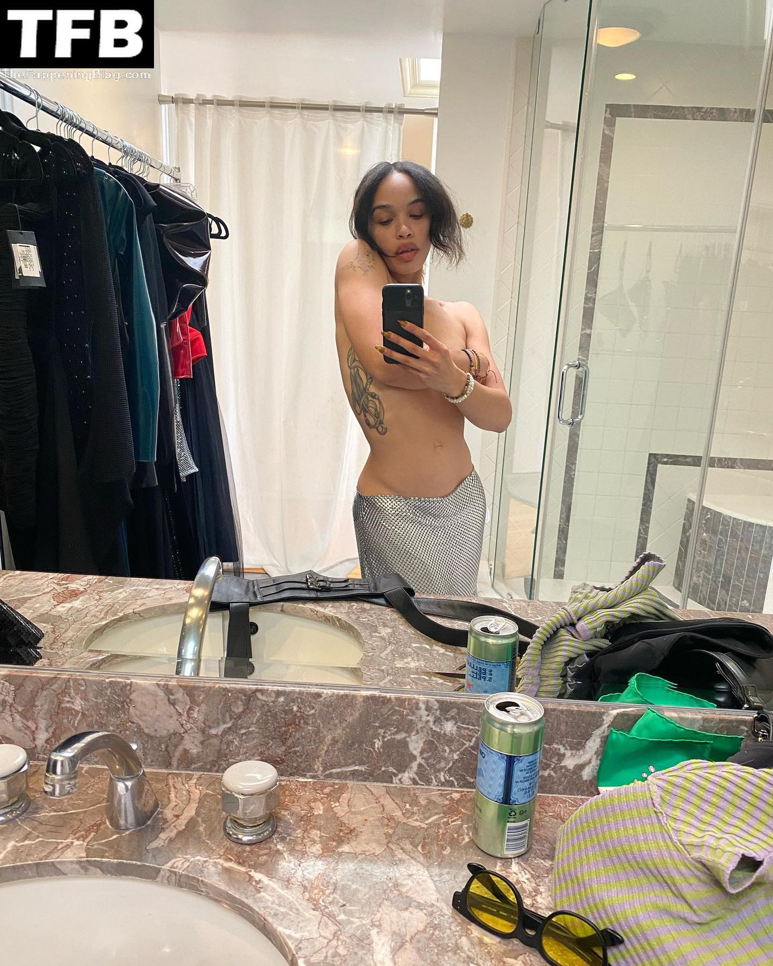 Cleopatra-Coleman-Topless-The-Fappening-Blog-2.jpg