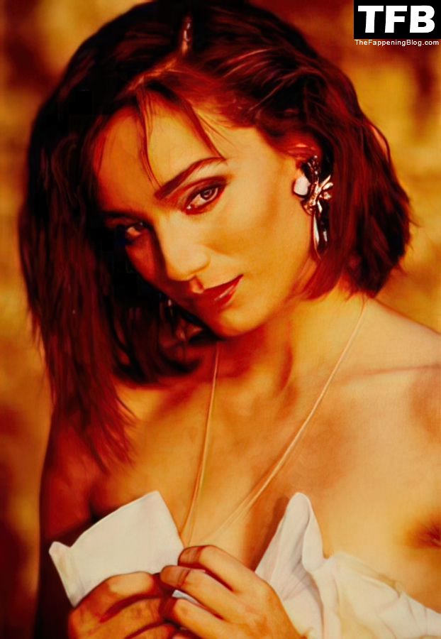 Kristin Scott Thomas Topless &amp; Sexy (8 Photos)