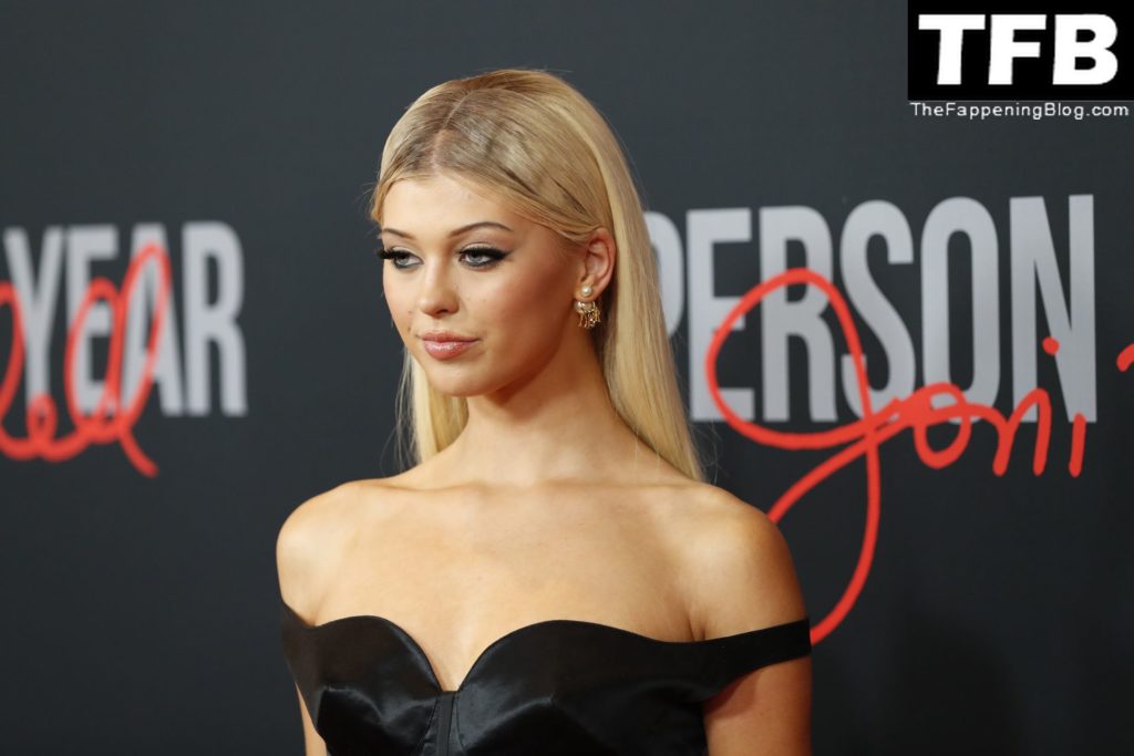 Loren Gray Poses at the 31st Annual Musicares Person of the Year Gala (11 Photos)