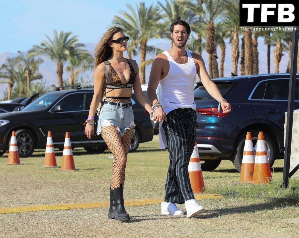 Nina Agdal is Seen Arriving with Her New Boyfriend at Coachella (20 Photos)