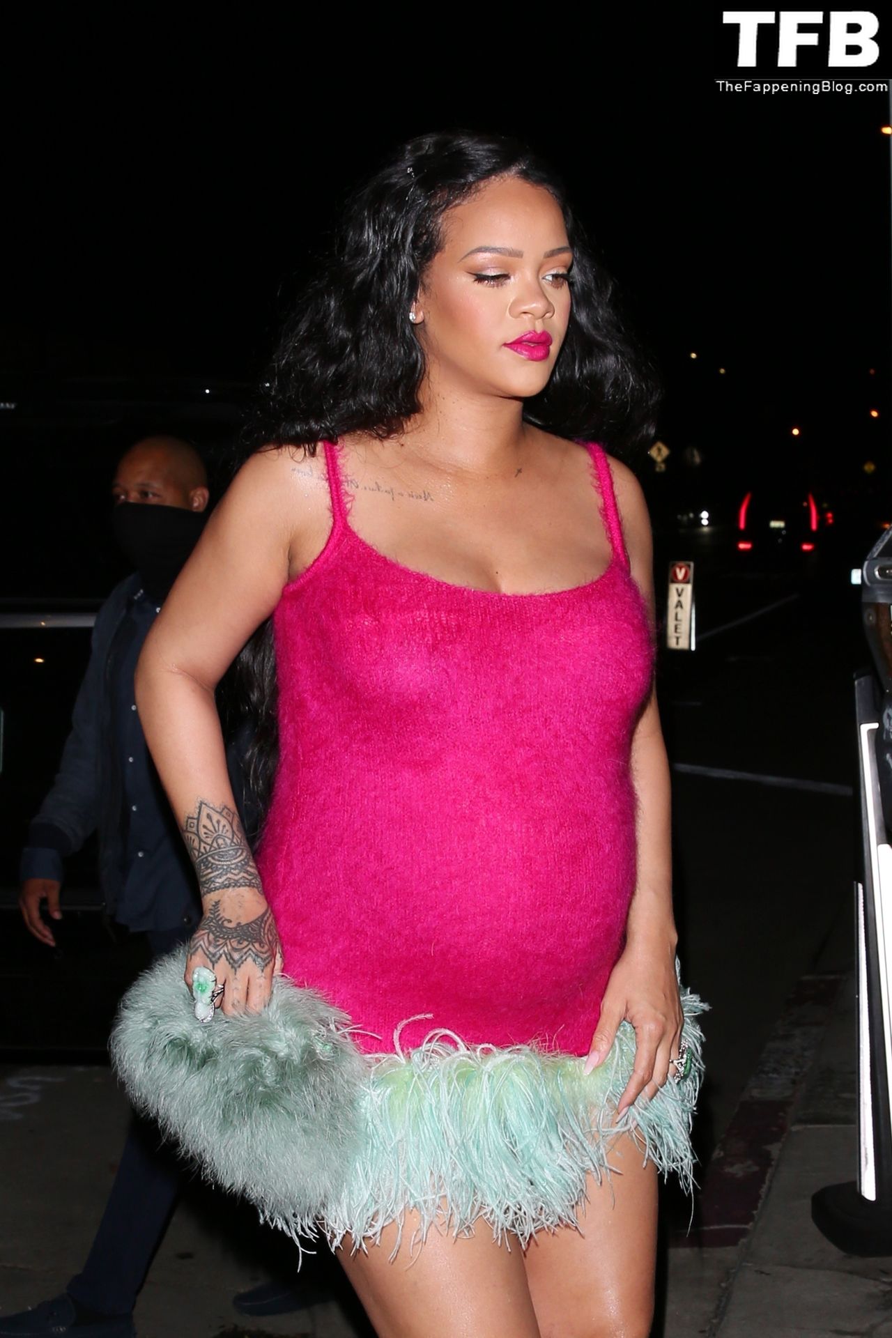 Rihanna-Sexy-The-Fappening-Blog-31.jpg