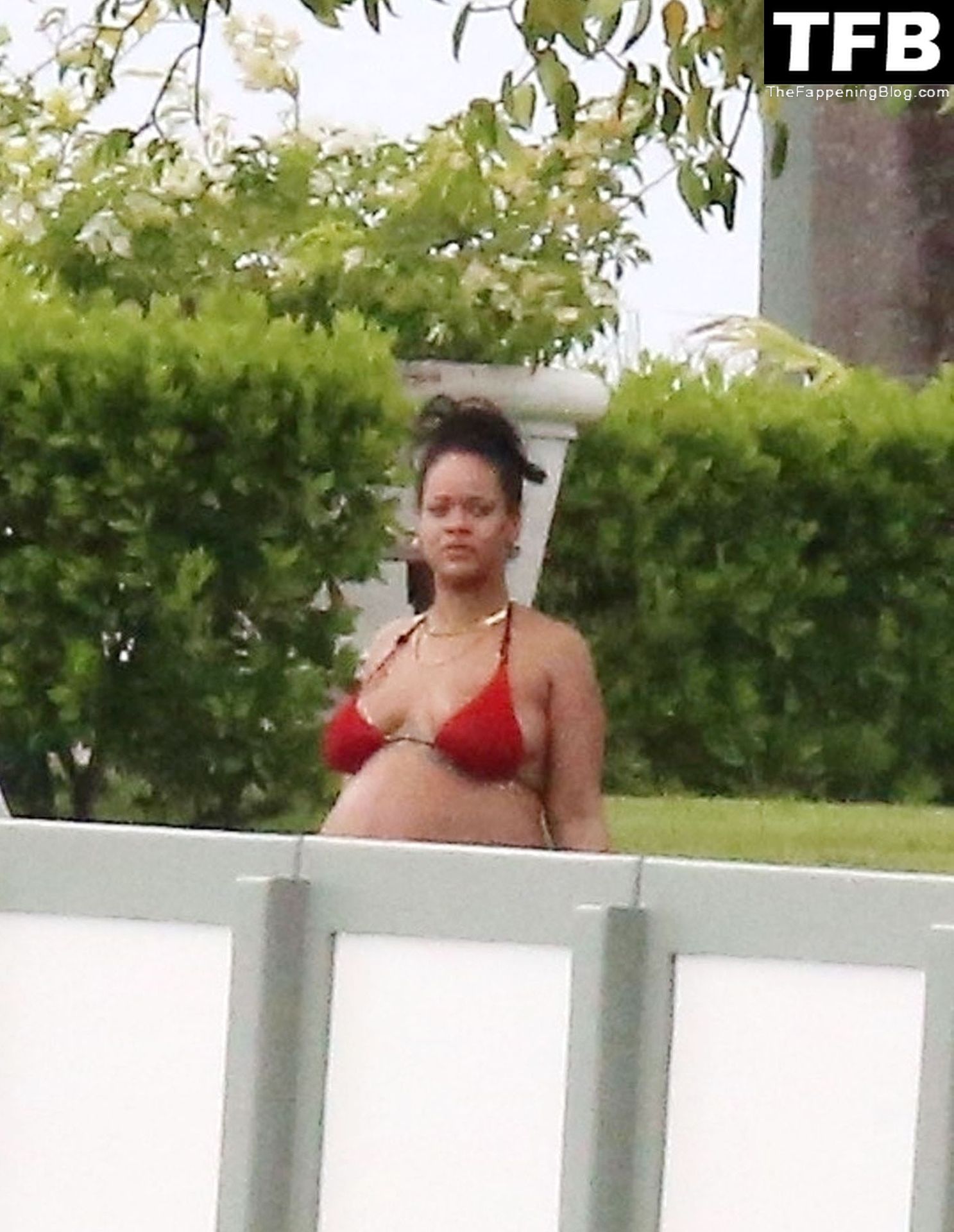 Rihanna-Sexy-The-Fappening-Blog-7-4.jpg