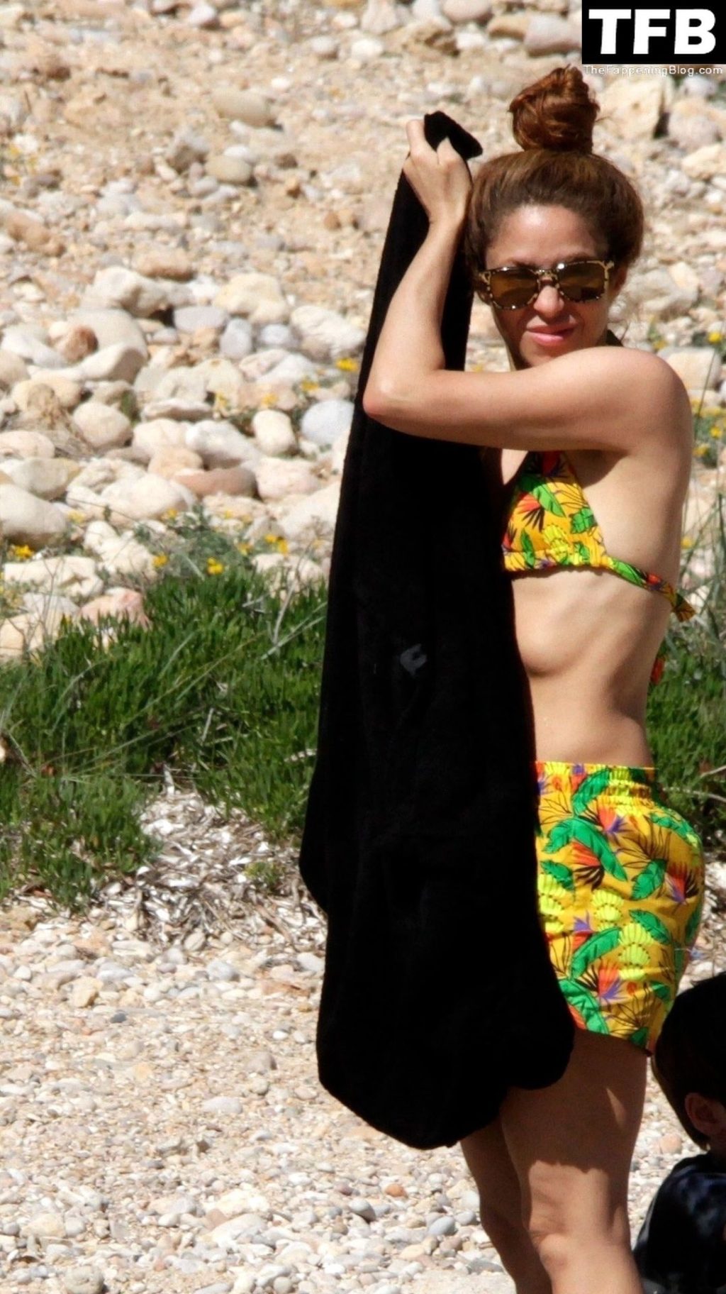 Shakira Shows Off Her Svelte Physique on Her Holidays on the Pitiusas Islands (22 Photos)