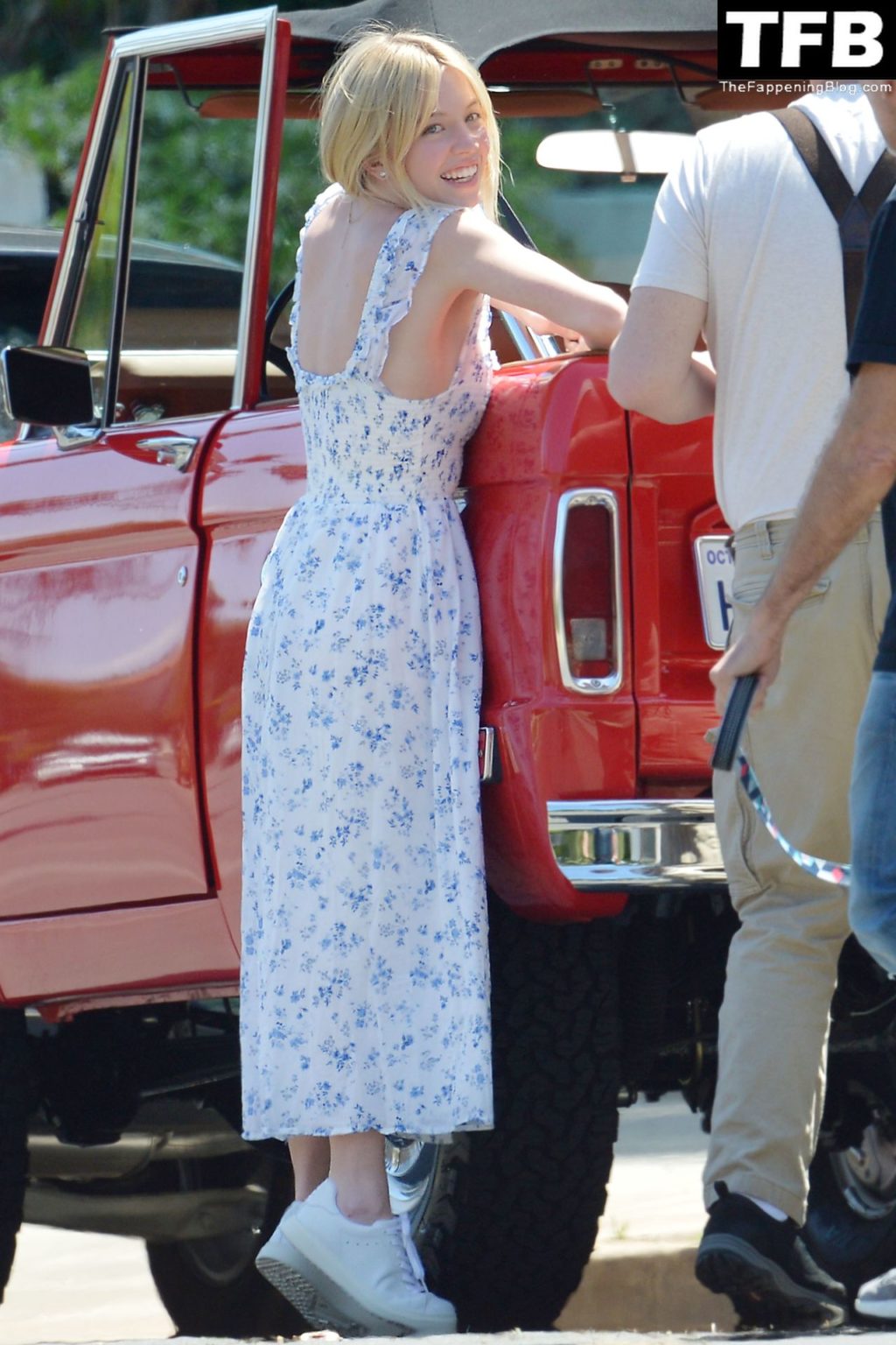 Sydney Sweeney Takes Her 1969 Cherry Red Ford Bronco Out For a Spin in LA (45 Photos)