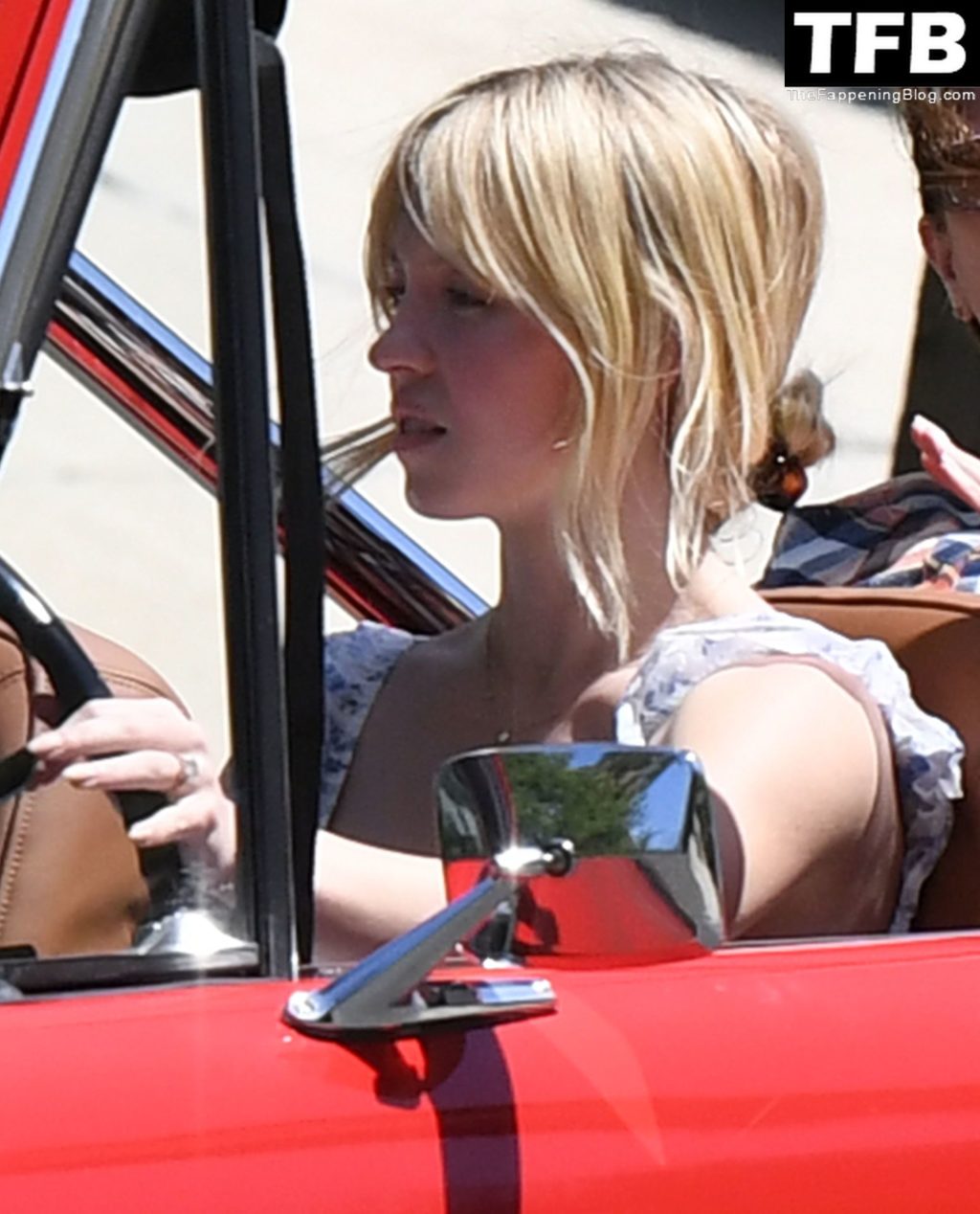 Sydney Sweeney Takes Her 1969 Cherry Red Ford Bronco Out For a Spin in LA (45 Photos)