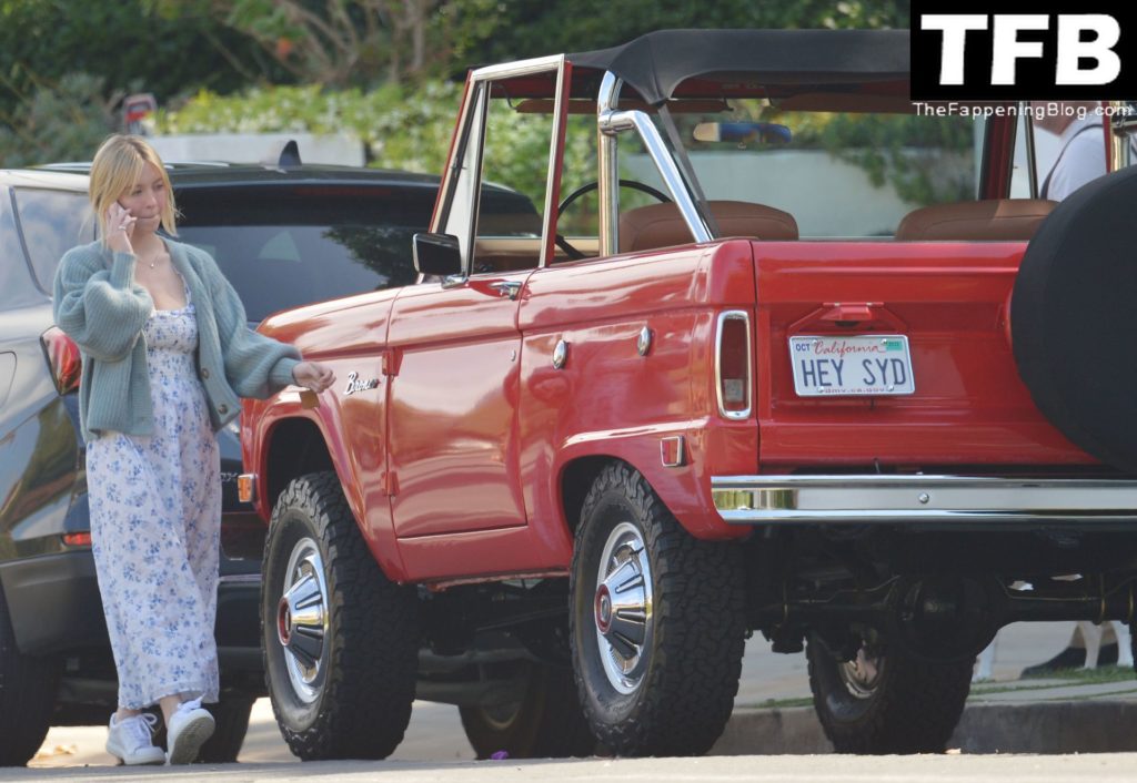 Sydney Sweeney Takes Her 1969 Cherry Red Ford Bronco Out For a Spin in LA (45 Photos)