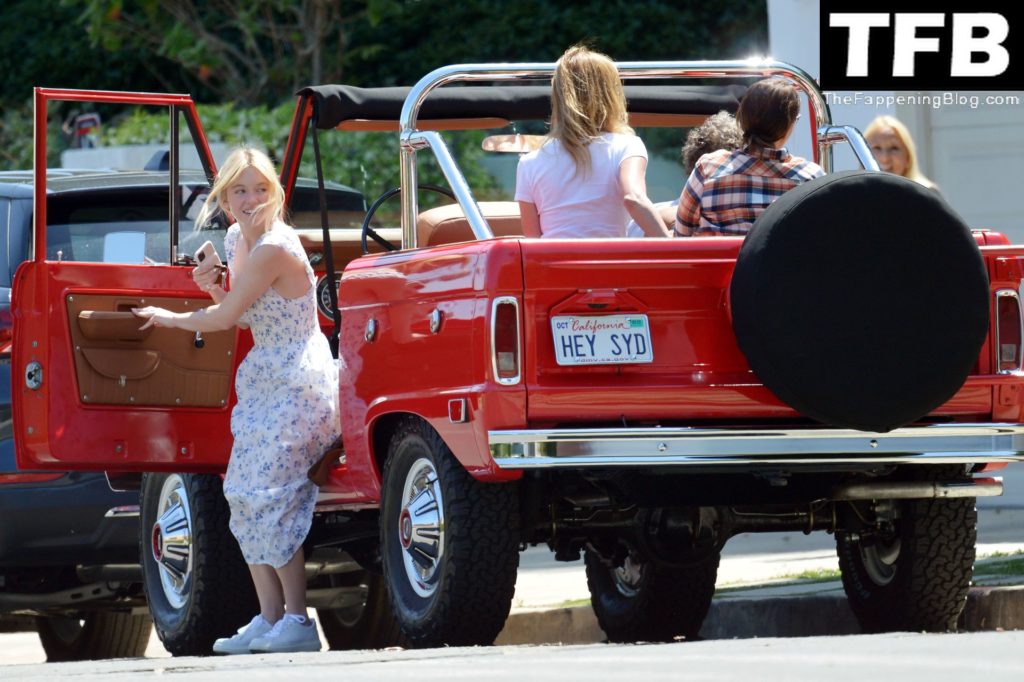 Sydney Sweeney Takes Her 1969 Cherry Red Ford Bronco Out For a Spin in LA (45 Photos)