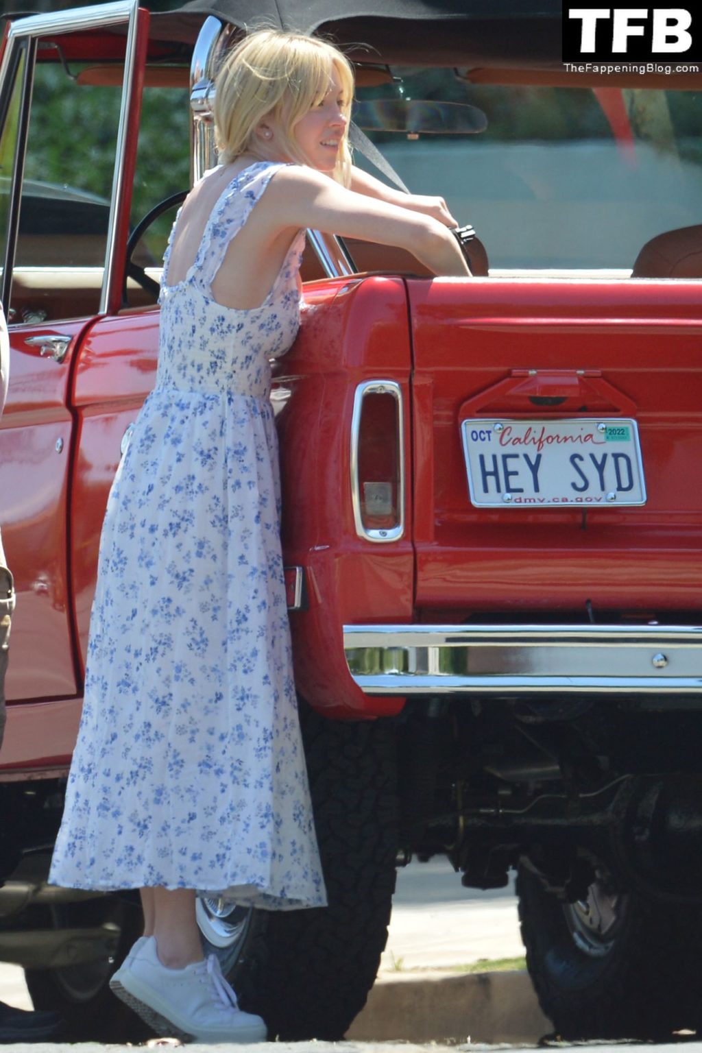 Sydney Sweeney Takes Her 1969 Cherry Red Ford Bronco Out For a Spin in LA (45 Photos)