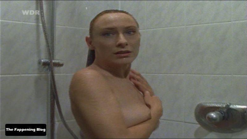 Andrea-Sawatzki-Nude-Photo-Collection-The-Fappening-Blog-21.jpg