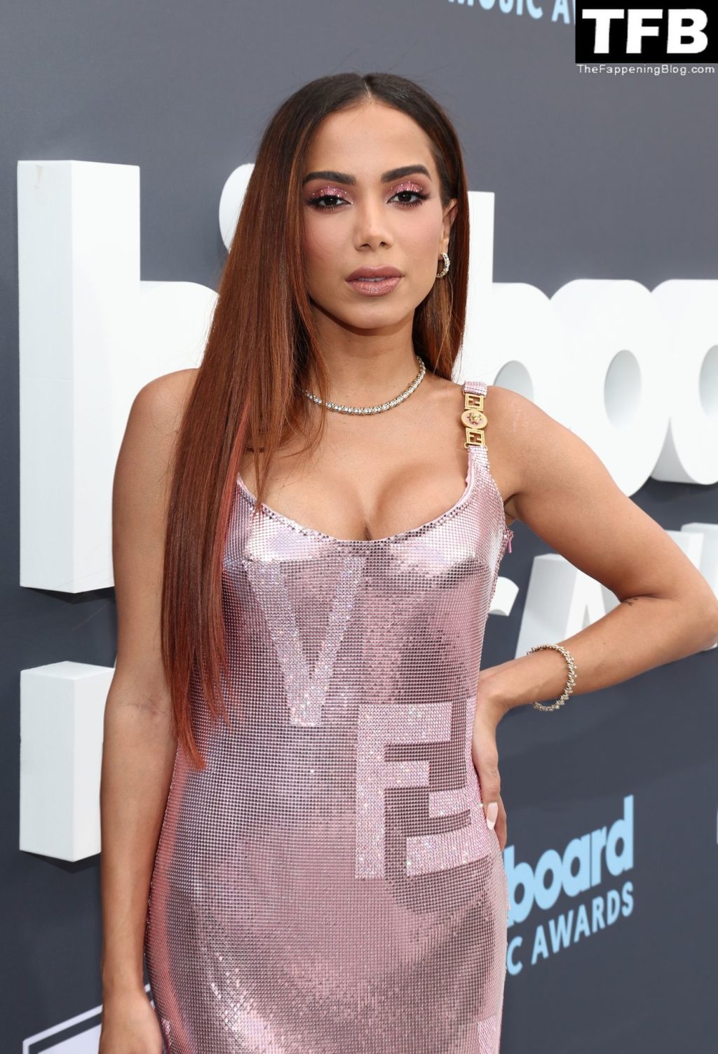 Anitta Displays Her Sexy Figure at the 2022 Billboard Music Awards (44 Photos)