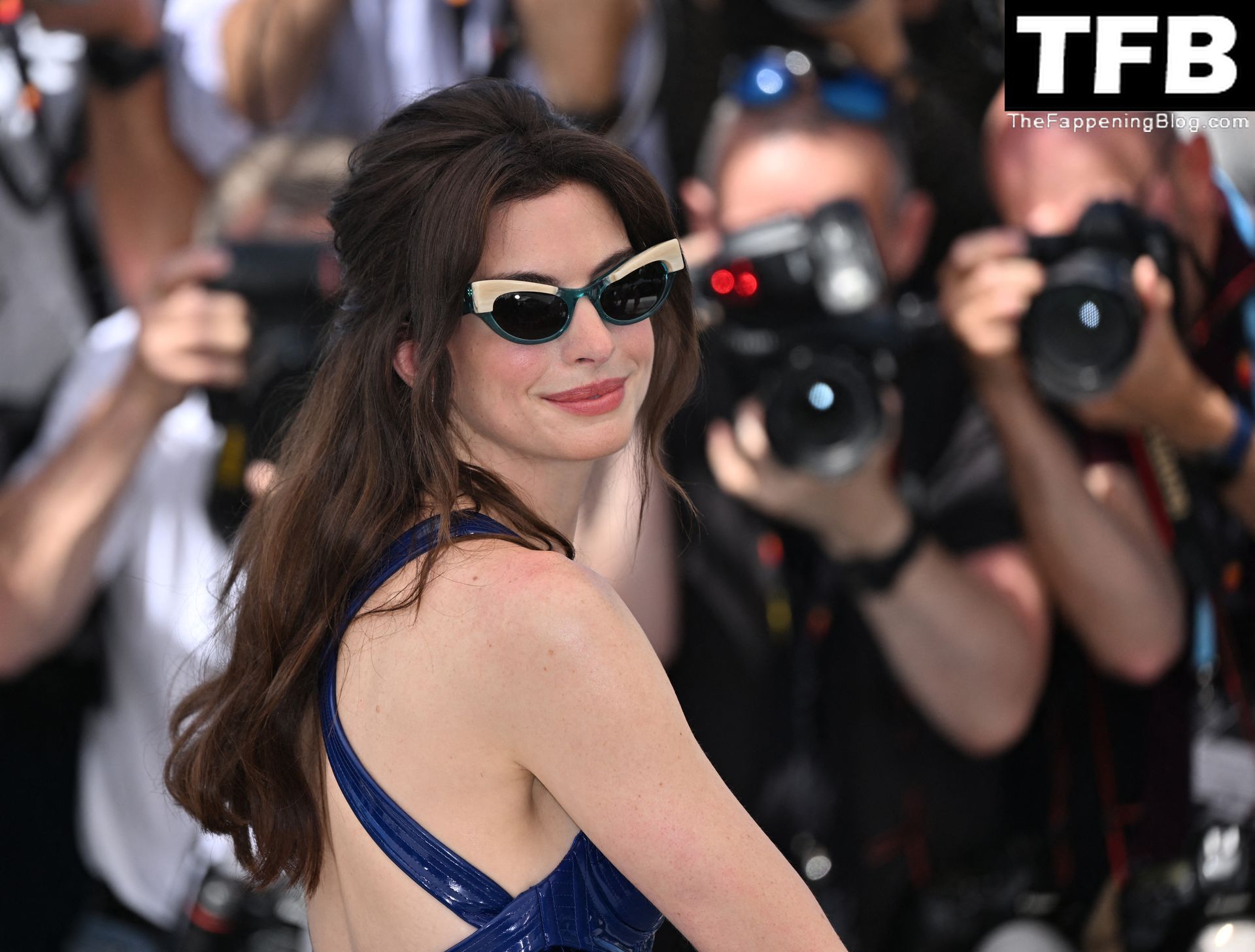 Anne-Hathaway-Sexy-The-Fappening-Blog-118.jpg