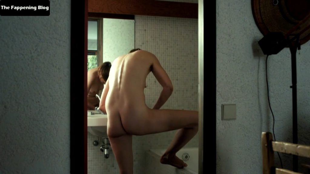Anne Ratte-Polle Nude – Halbschatten (5 Pics + Video)