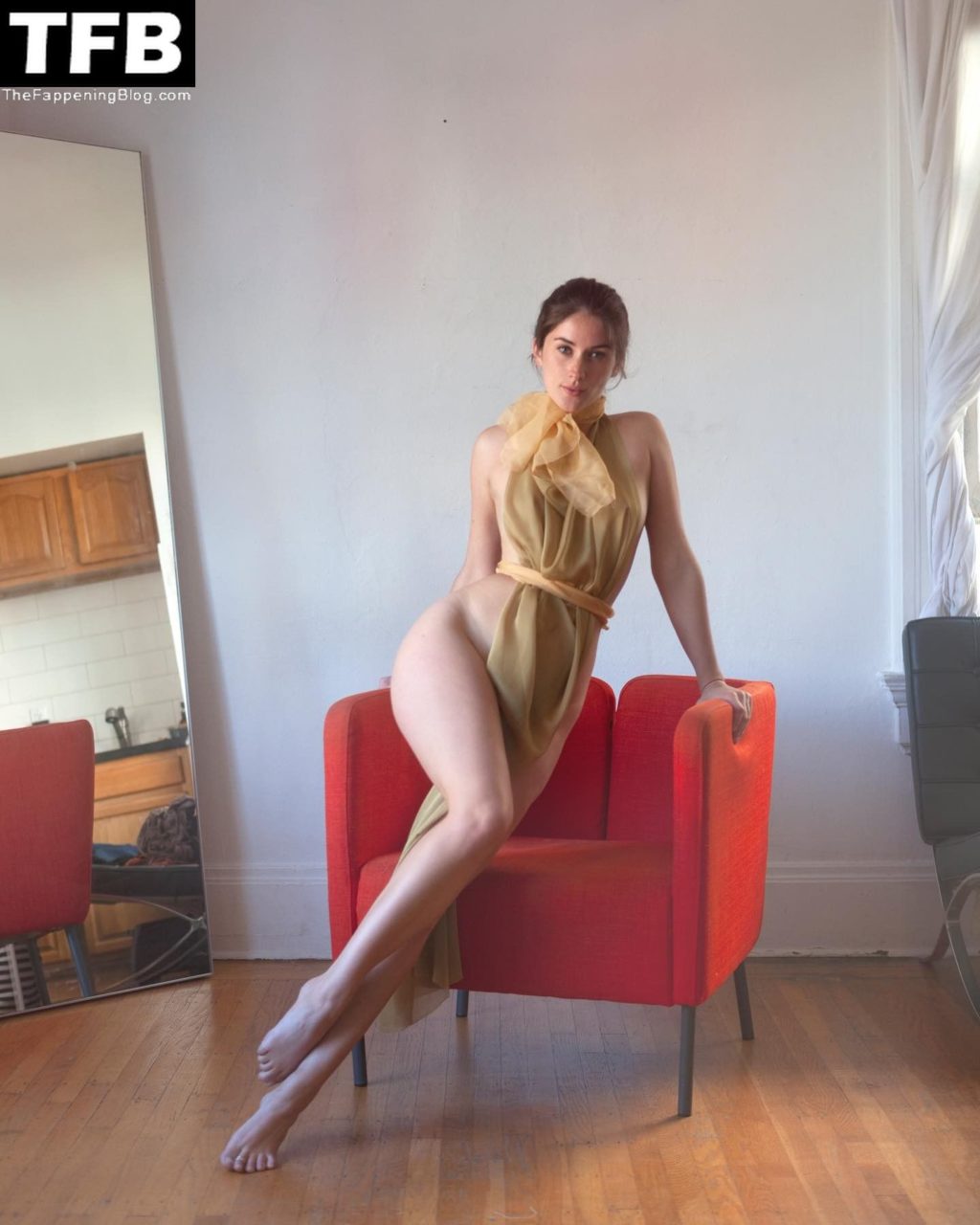 Bella Donna Nude &amp; Sexy (8 Photos)