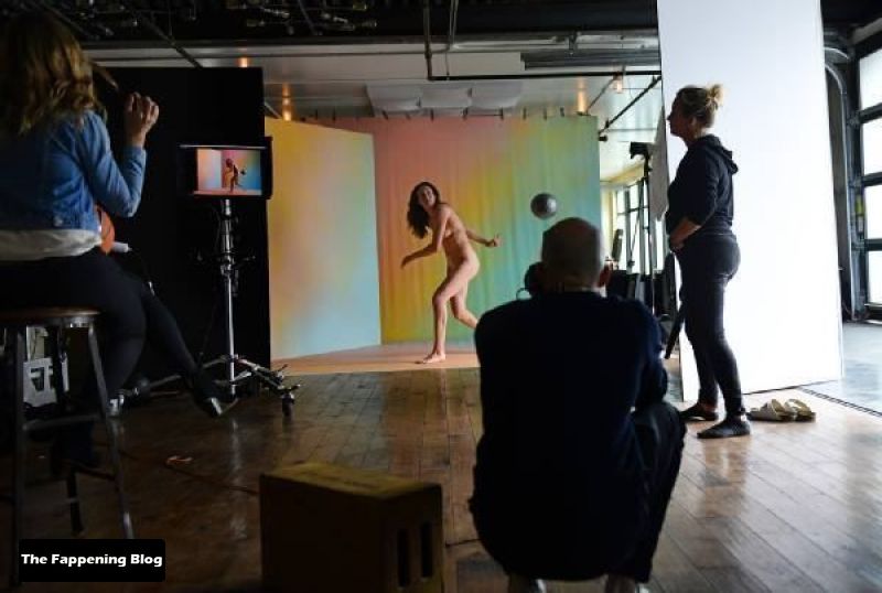 Breanna Stewart Nude &amp; Sexy – ESPN The Body Issue (13 Photos + Video)
