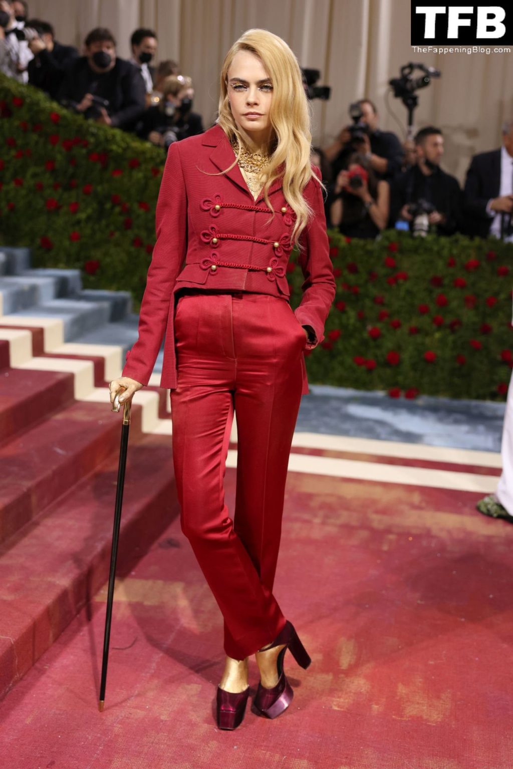 Braless Cara Delevingne Wows on the Red Carpet at The 2022 Met Gala in NYC (75 Photos)
