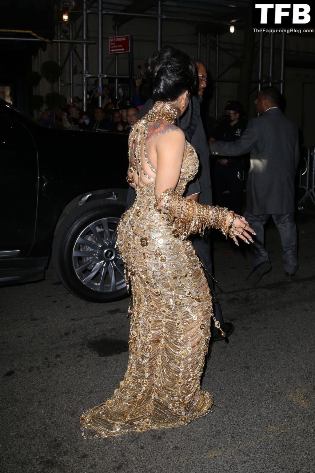 Cardi B Shows Off Her Huge Boobs in a Golden Dress at The 2022 Met Gala in NYC (70 Photos)