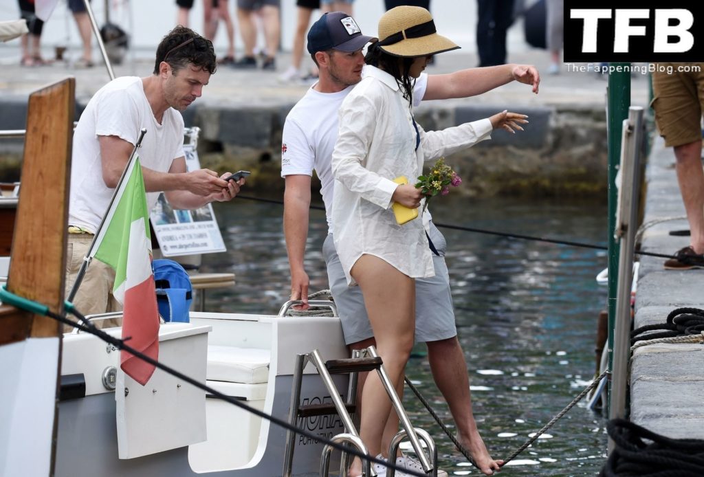 Caylee Cowan &amp; Casey Affleck Enjoy Their Romantic Trip Out in Portofino (31 Photos)