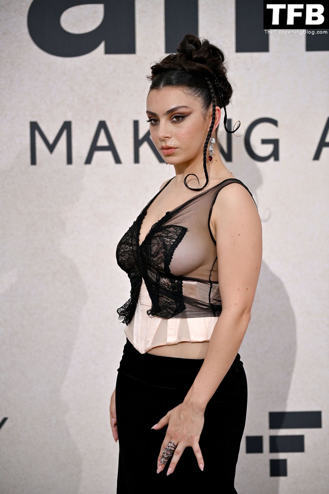 Charli-XCX-See-Through-Nude-The-Fappening-Blog-27.jpg