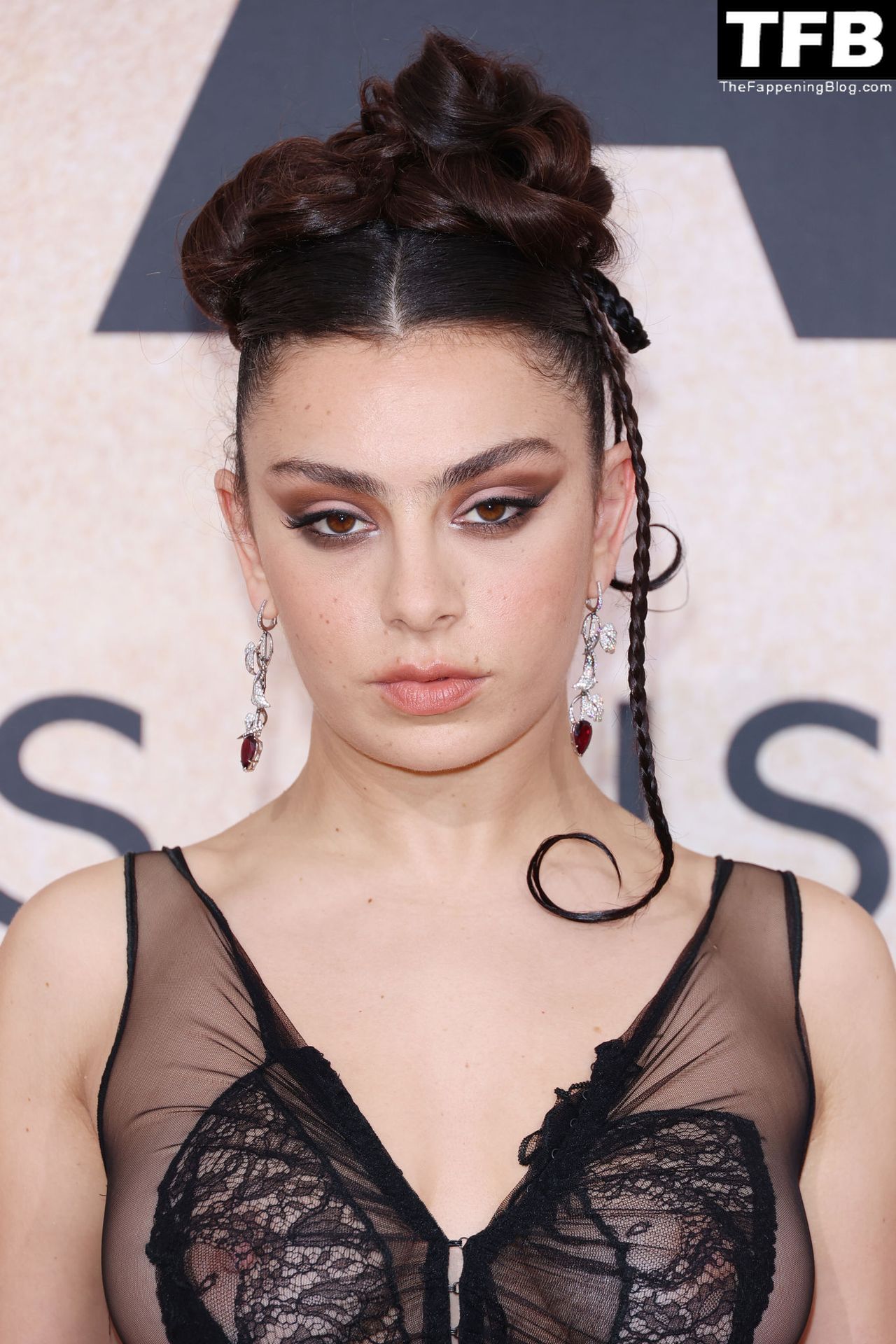 Charli-XCX-See-Through-Nude-The-Fappening-Blog-42.jpg