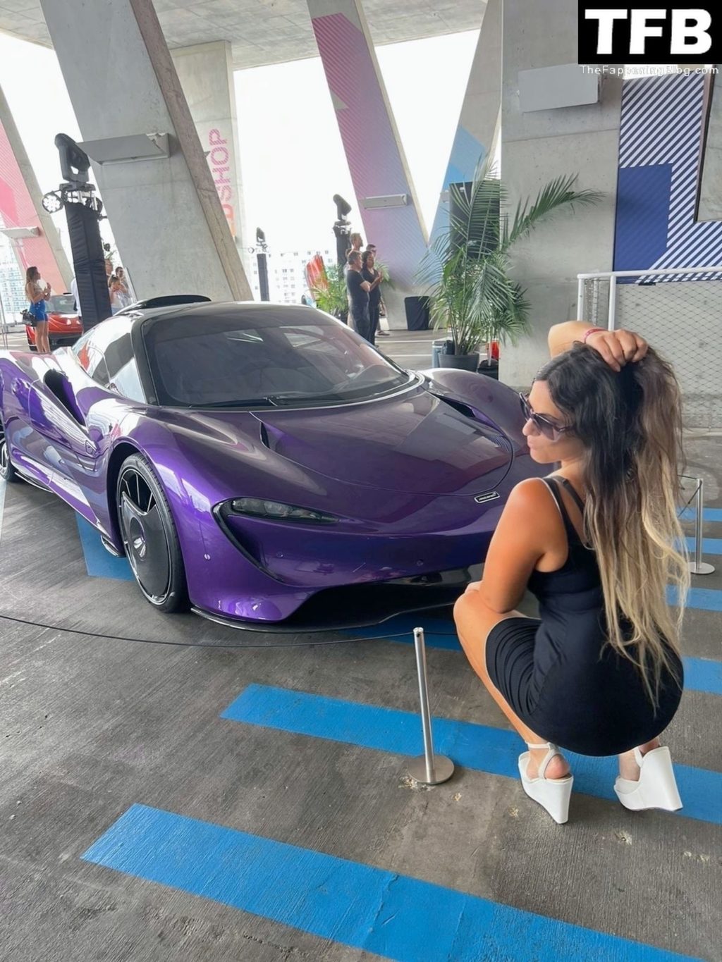 Claudia Romani Attends the F1 McLaren Event in Miami Beach (8 Photos)