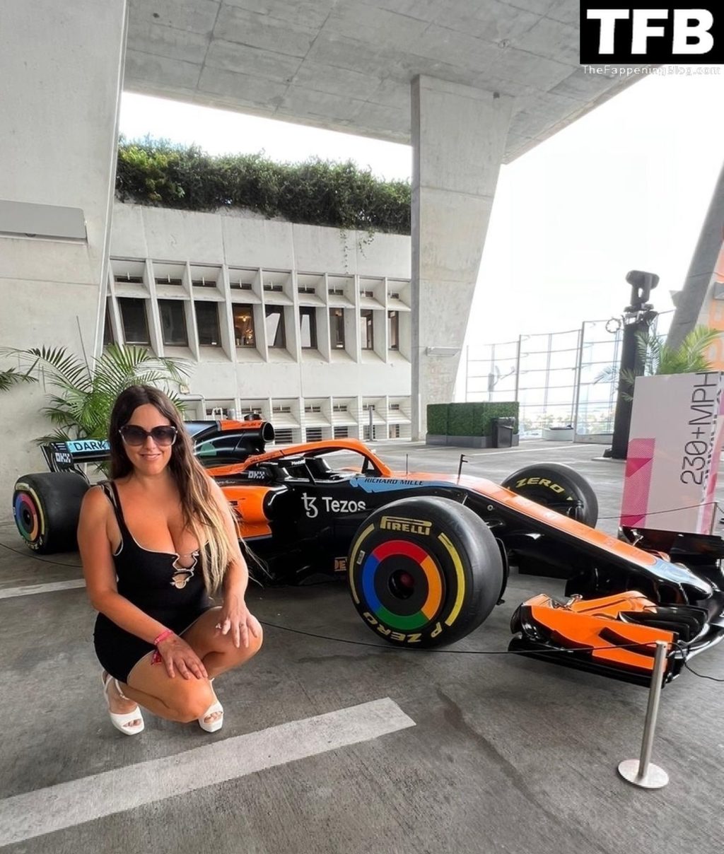Claudia Romani Attends the F1 McLaren Event in Miami Beach (8 Photos)