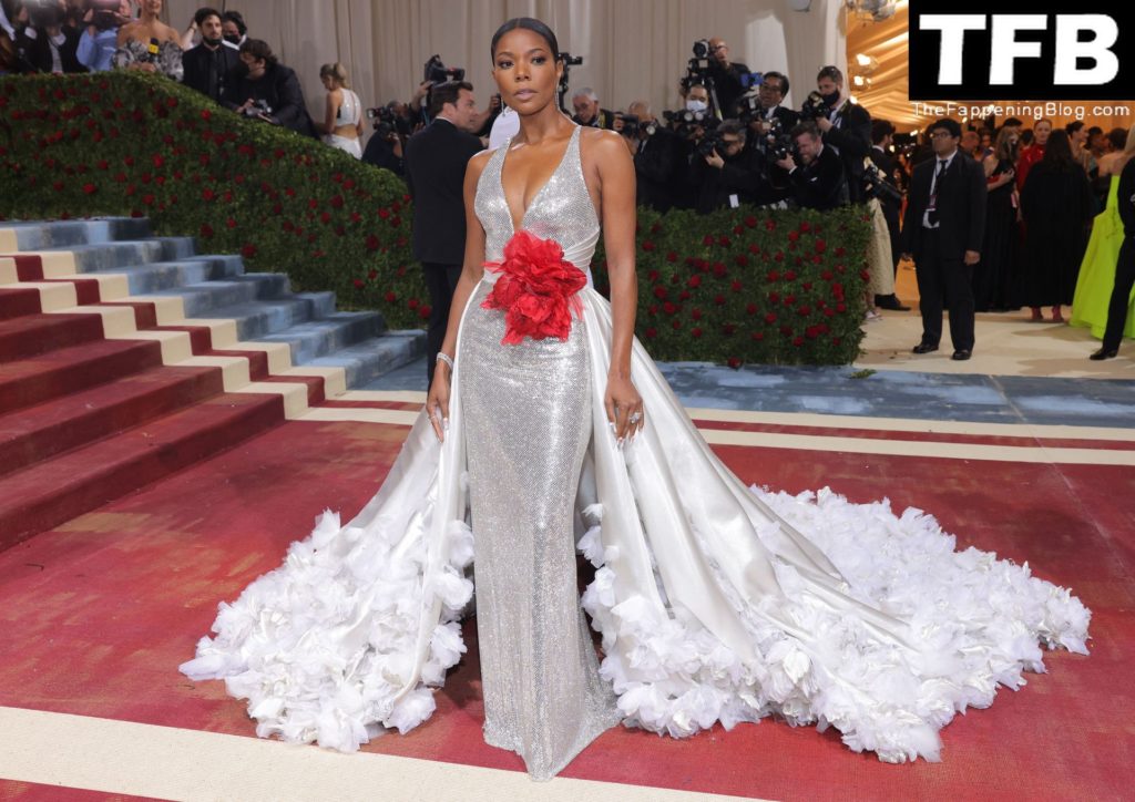 Gabrielle Union Shows Off Her Cleavage at The 2022 Met Gala in NYC (44 Photos)