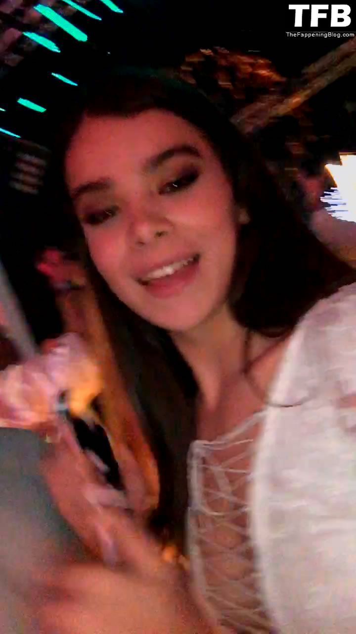 Hailee Steinfeld Sexy Leaked The Fappening (27 Photos + Video)