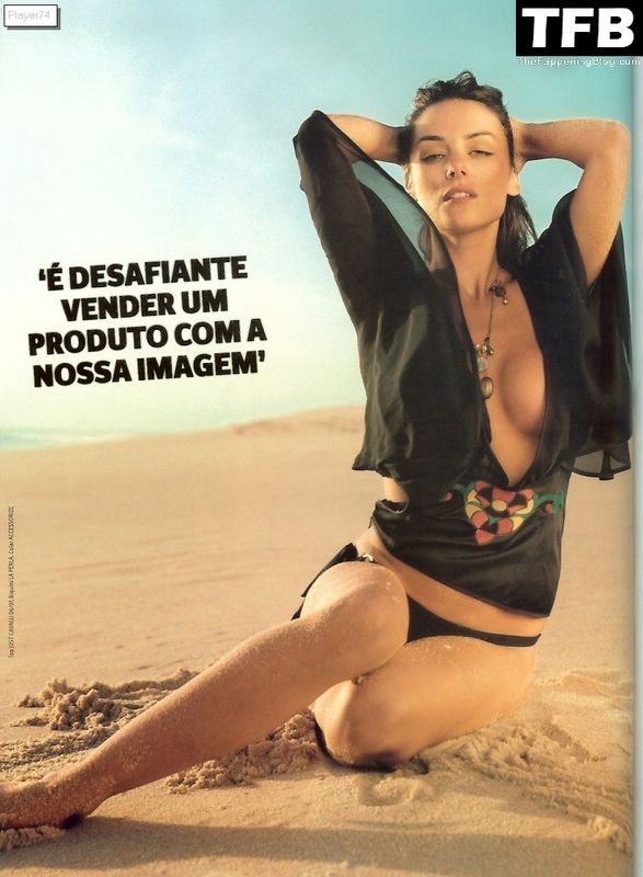Helena Coelho Nude &amp; Sexy Collection (22 Photos)