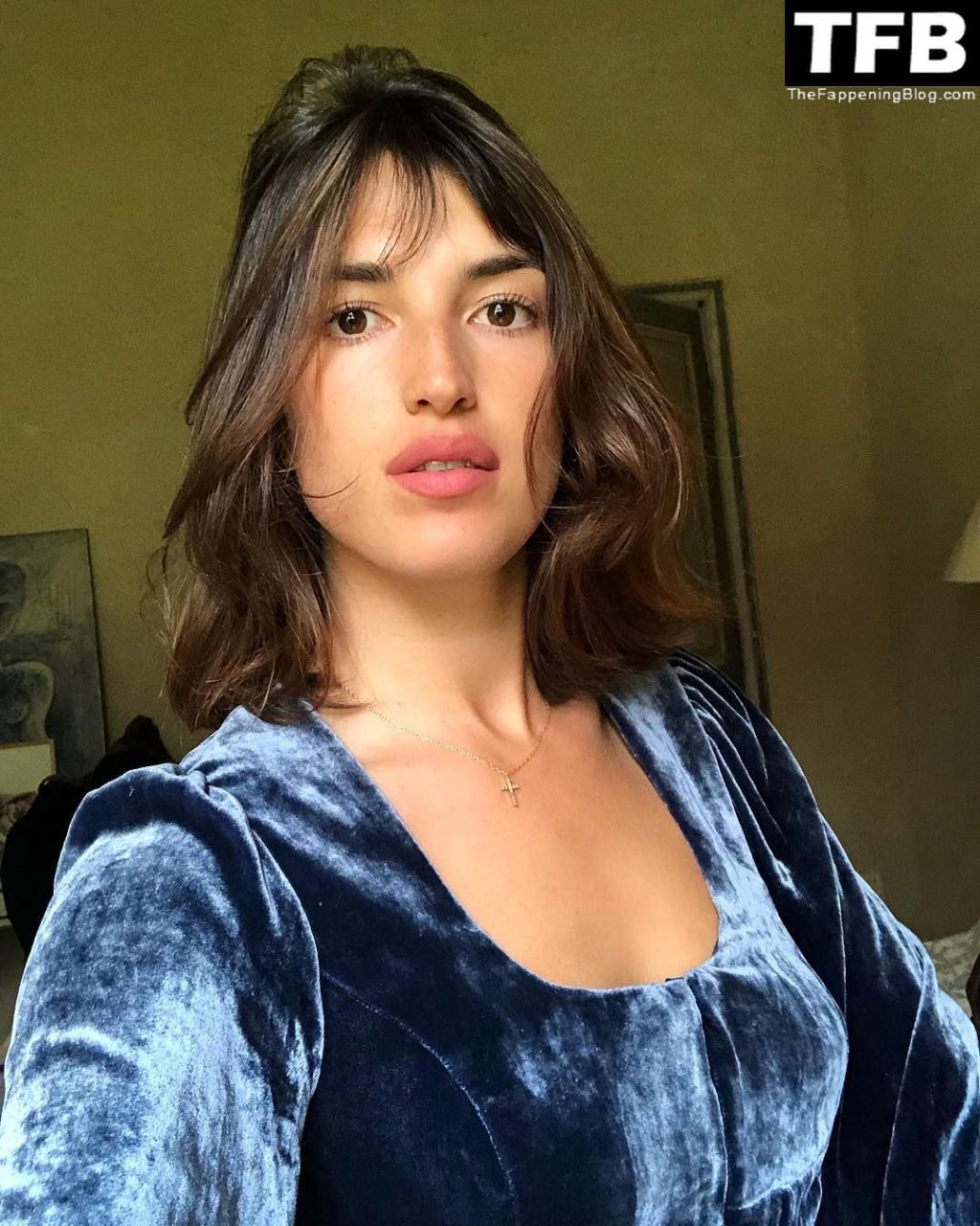 Jeanne Damas Nude & Sexy Collection (10 Photos) .