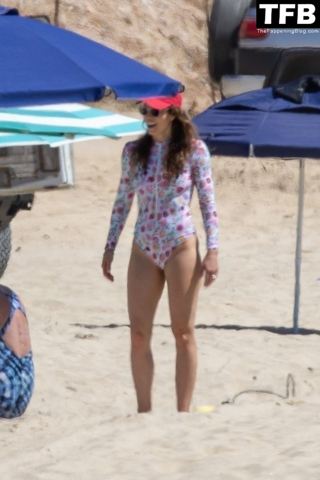 Jessica Biel Shows Off Her Sexy Figure on the Beach in Mexico (26 Photos)