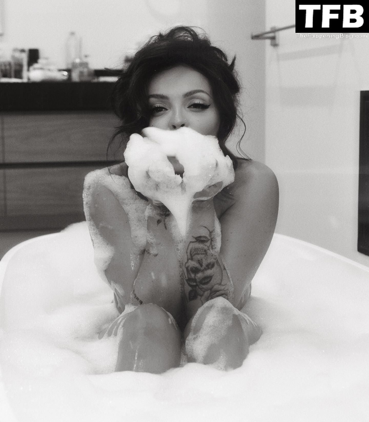 Jesy nelson hot