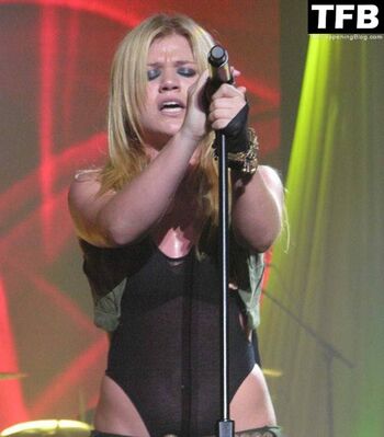 Kelly Clarkson / kellyclarkson Nude Leaks Photo 43