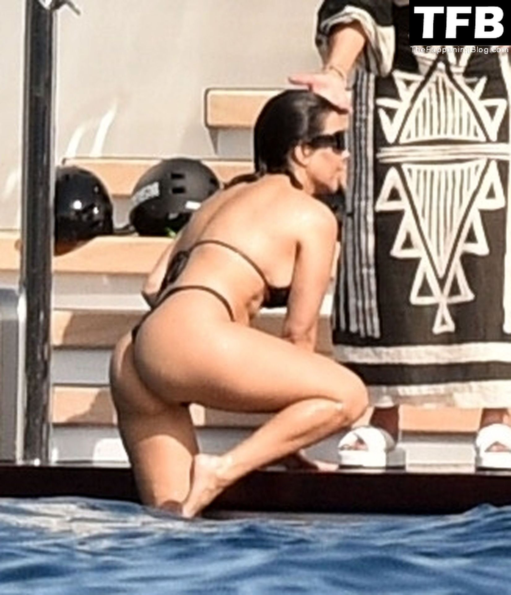 Kourtney Kardashian Bikini 1