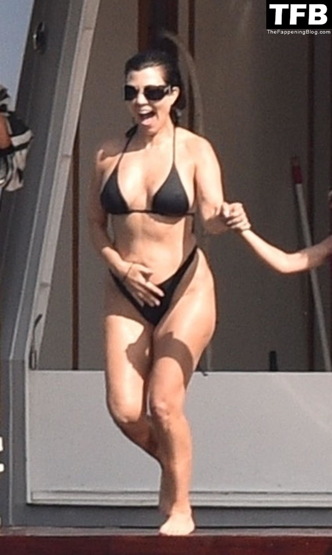 Kourtney Kardashian Bikini 43