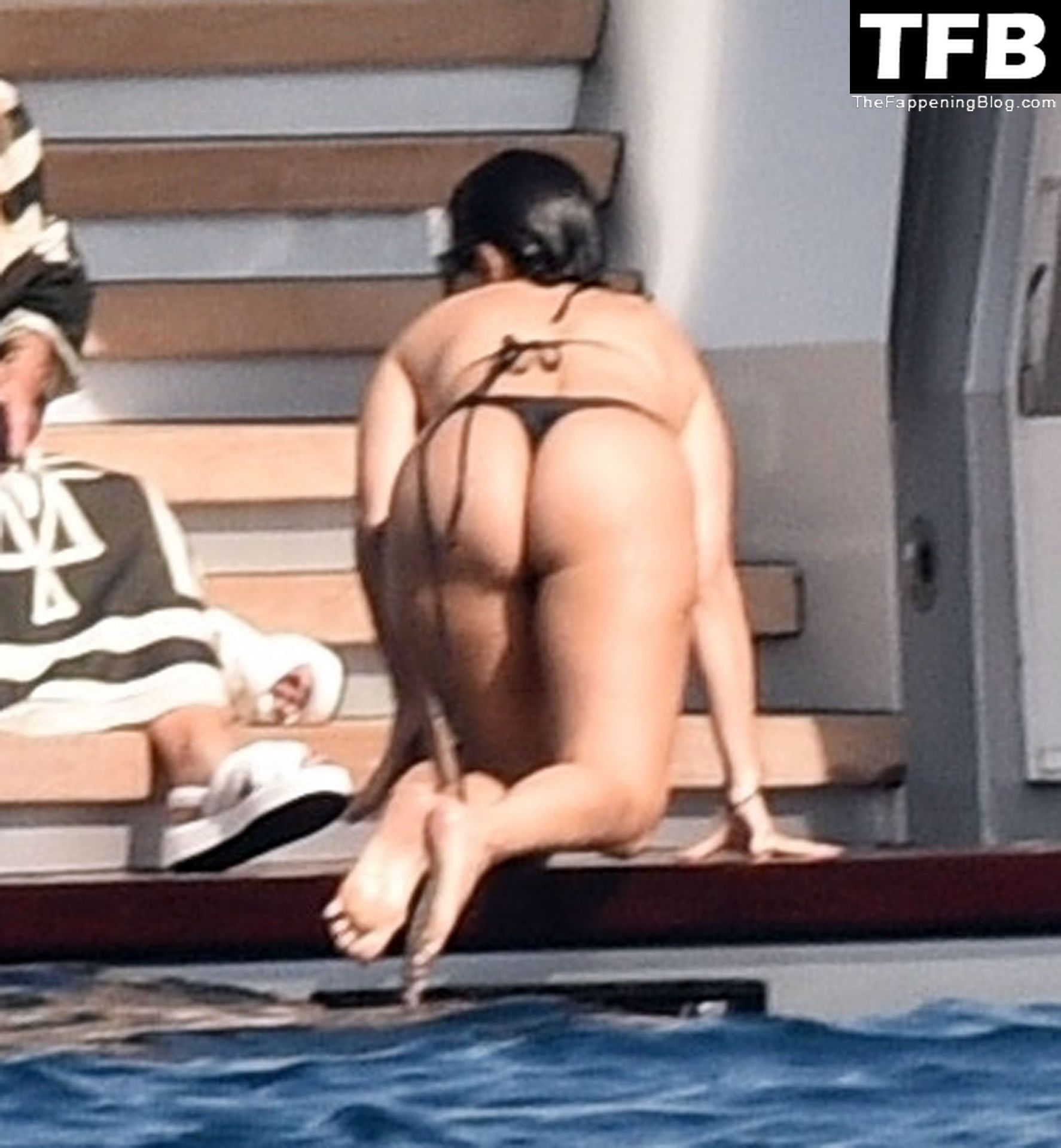 Kourtney Kardashian Bikini 45