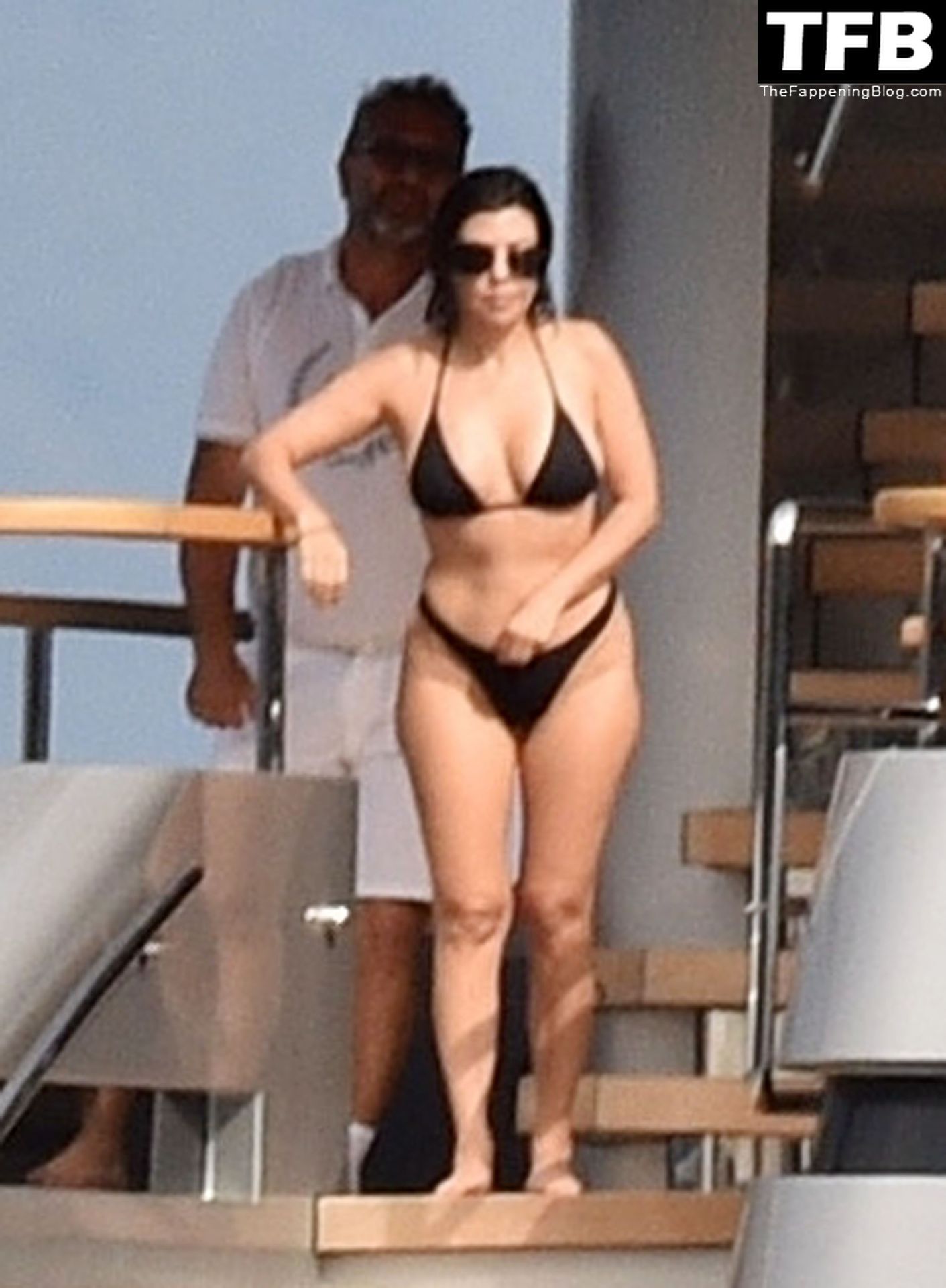 Kourtney Kardashian Bikini 6