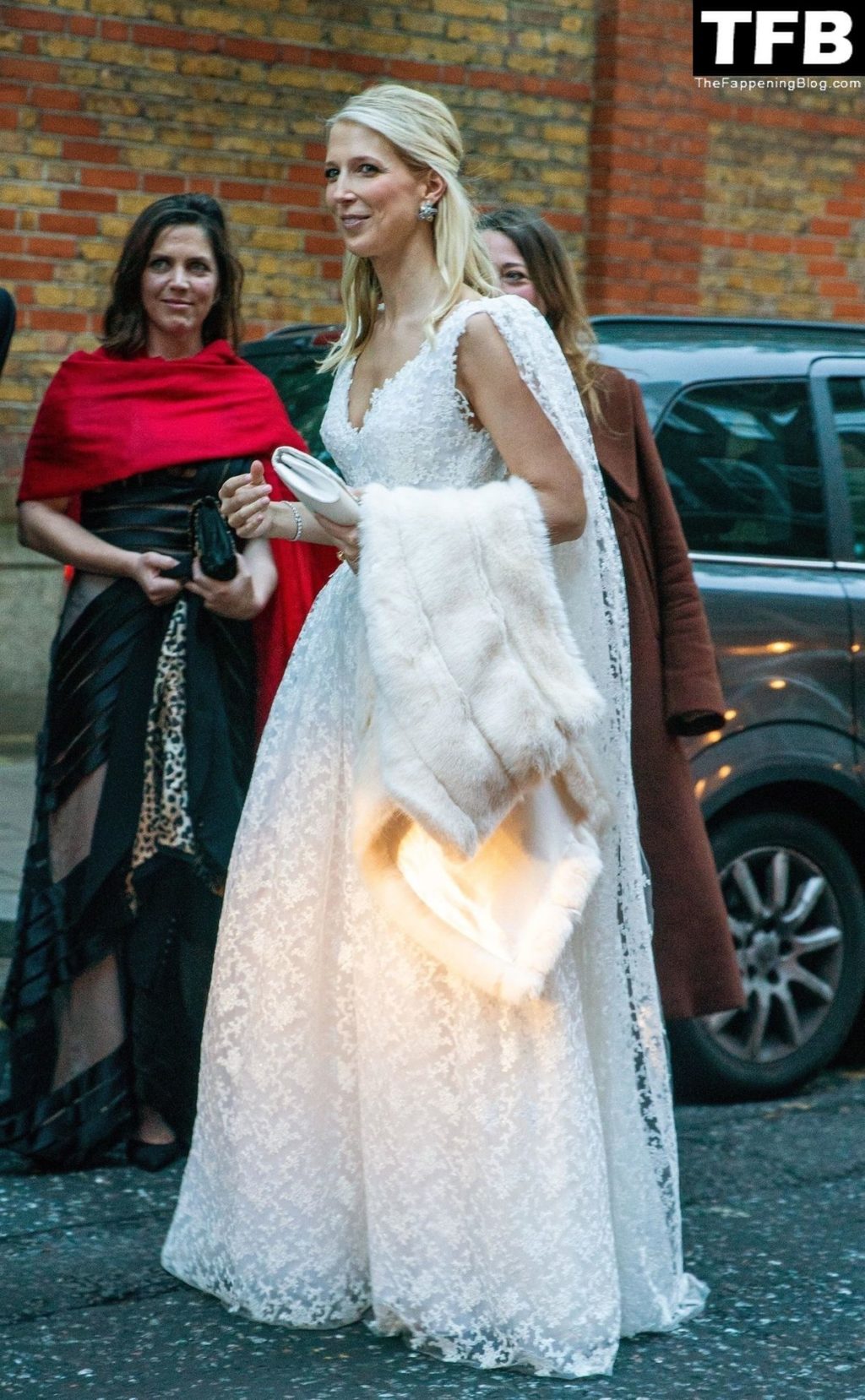 Gabriella Windsor Sexy (8 Photos)