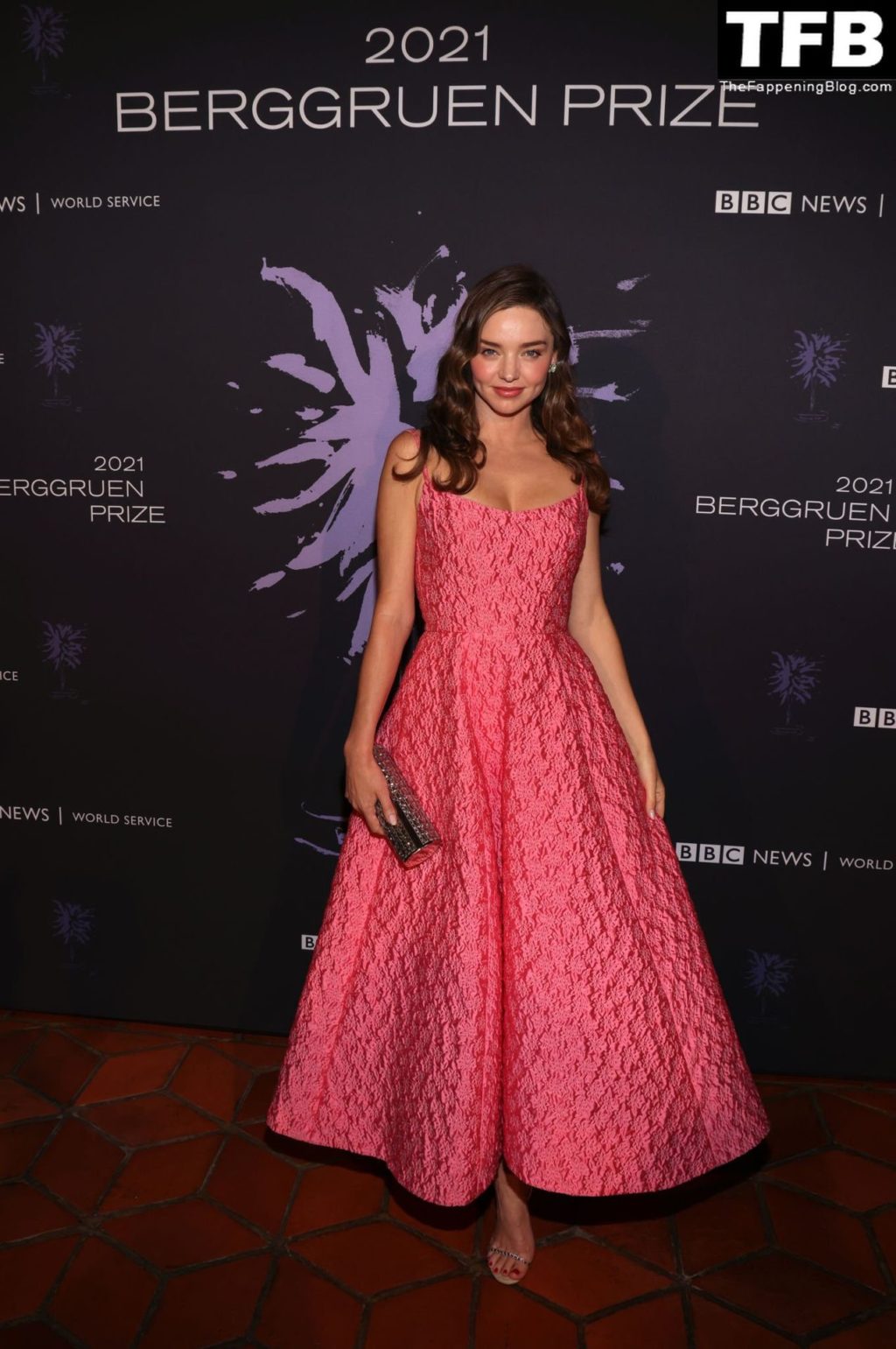 Miranda Kerr Looks Beautiful at The Berggruen Prize Gala in Beverly Hills (25 Photos)
