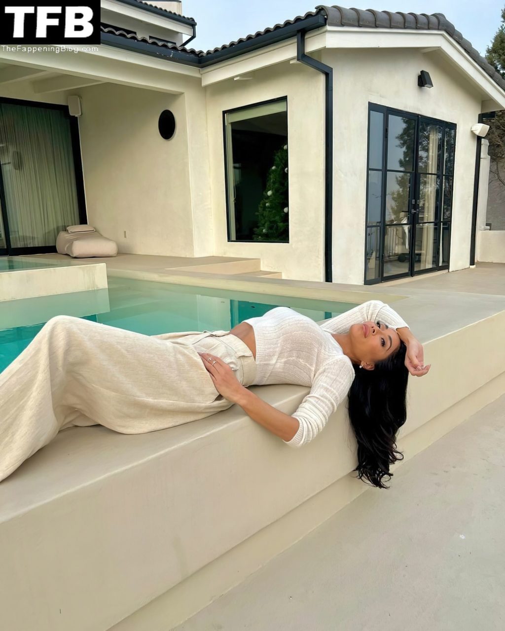 Nicole Scherzinger Shows Off Her Big Sexy Boobs in a New Shoot (11 Photos + Video)