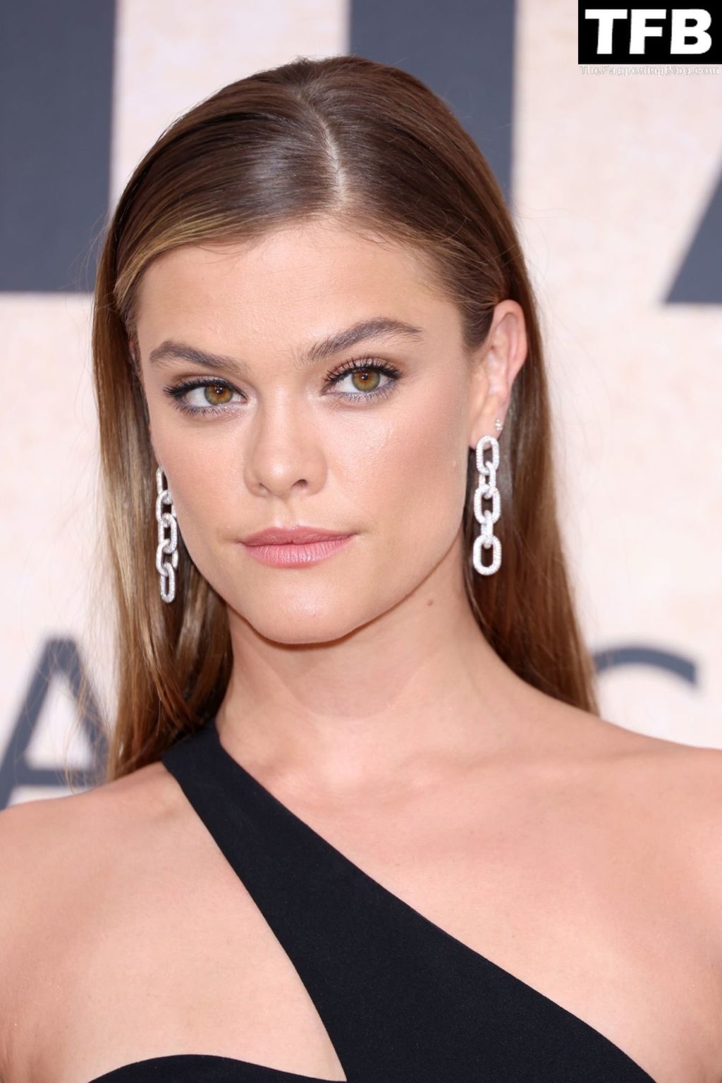 Nina Agdal Shows Off Her Sexy Legs at the amfAR Gala Cannes 2022 in Cap d’Antibes (35 Photos)