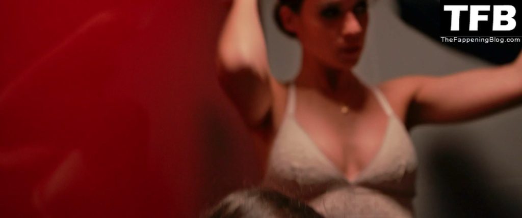 Niv Sultan Topless &amp; Sexy Collection (13 Photos)