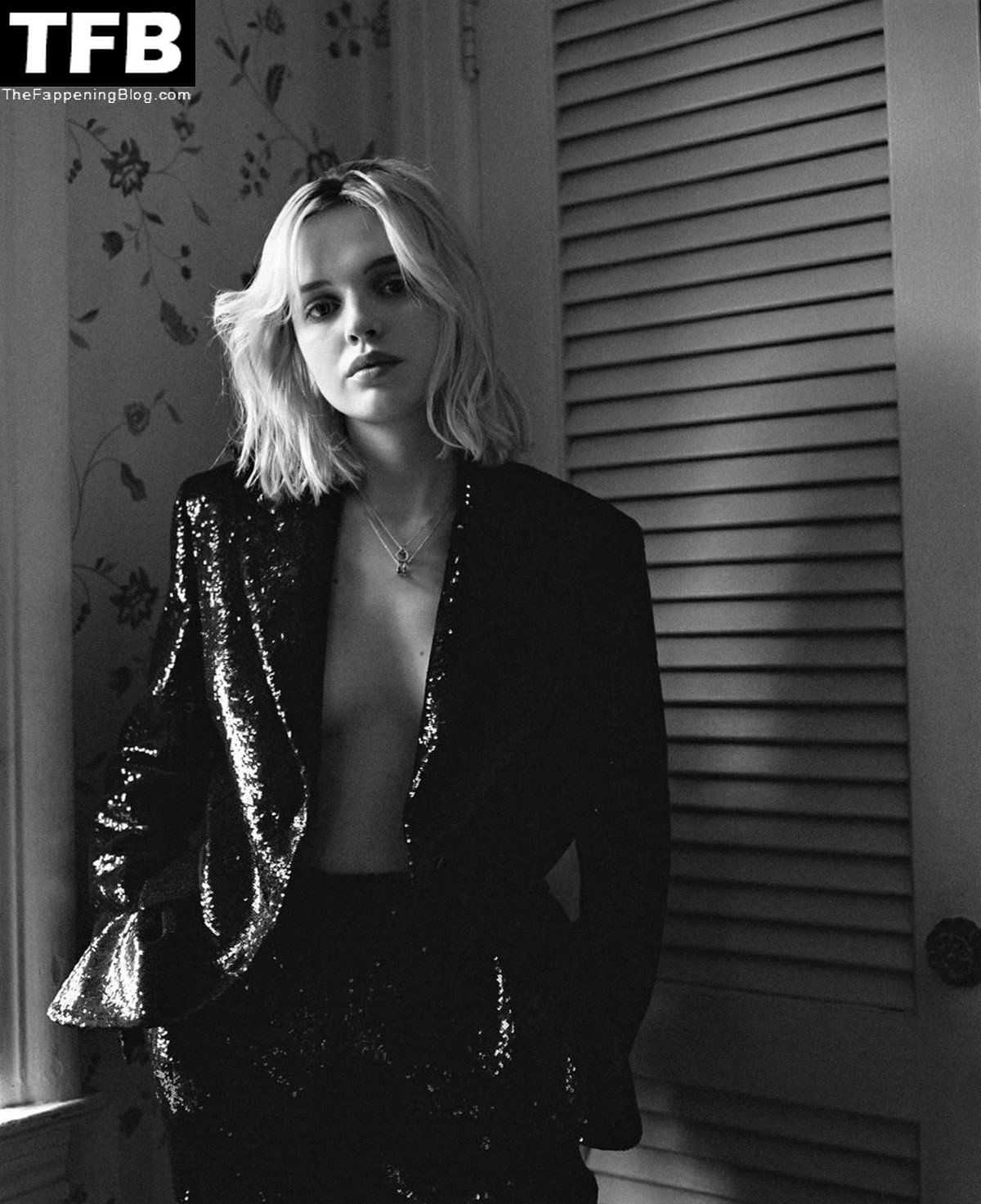 Odessa Young Nude & Sexy (9 Photos) | #TheFappening