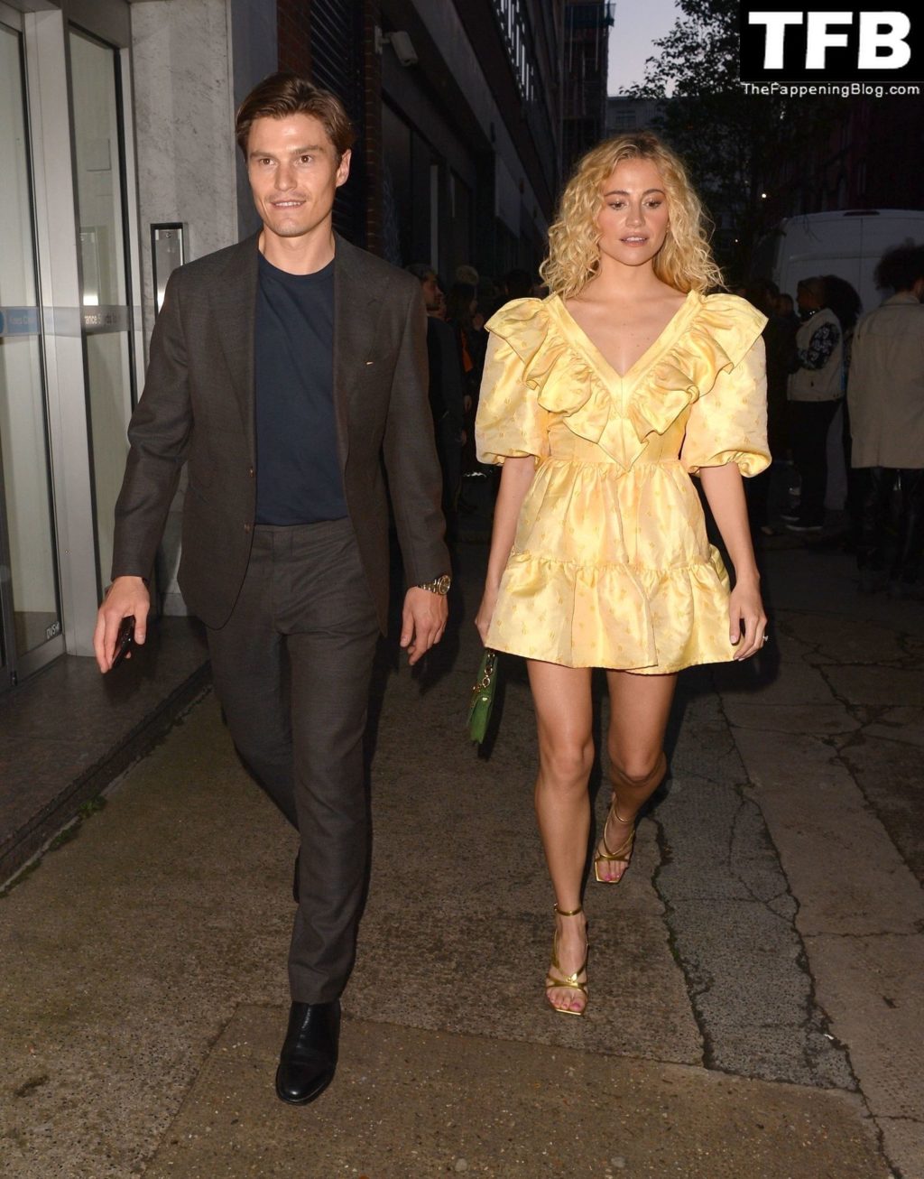 Leggy Pixie Lott is Seen at Bisco Smith Launch Party (15 Photos)