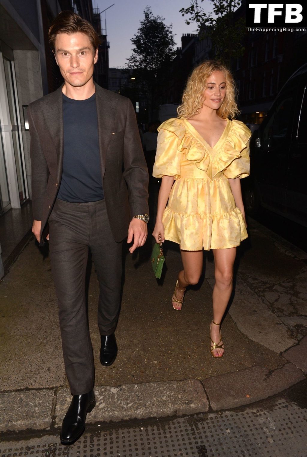 Leggy Pixie Lott is Seen at Bisco Smith Launch Party (15 Photos)