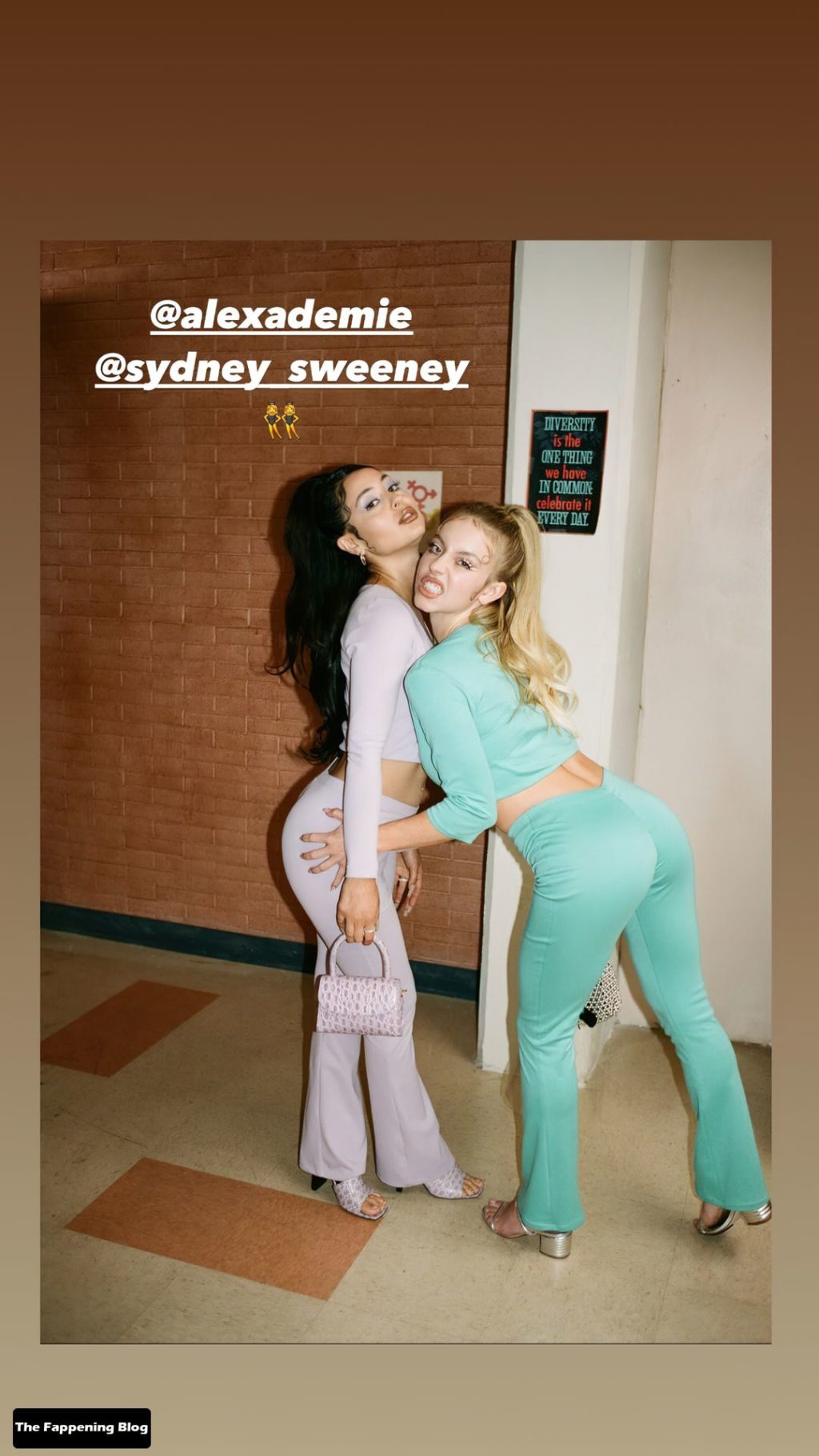 Sydney Sweeney Nude &amp; Sexy (13 Photos)