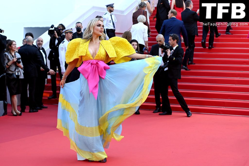 Tallia Storm Attends the Opening Ceremony Red Carpet for the 75th Annual Cannes Film Festival (38 Photos)